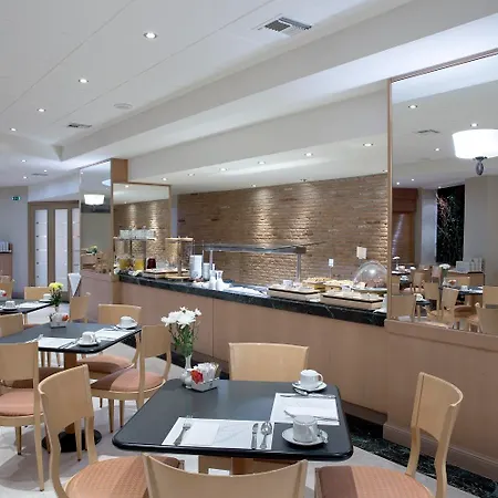 Golden Age 4* Atenas